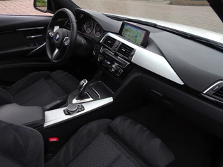 BMW 3 Serie BMW 3 Serie Touring 320d TwinTurbo M-sport / .Hi.Ex. / 2017 LED - afbeelding nr 16