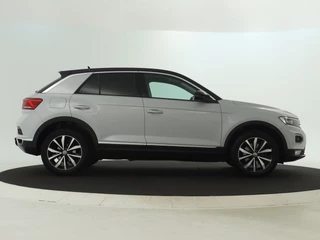 Volkswagen T-Roc Volkswagen T-Roc 1.0 TSI Style Business| Carplay | Virtual Dashboard |Trekhaak - afbeelding nr 5