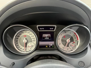 Mercedes-Benz CLA Mercedes-Benz CLA-klasse Shooting Brake 200 OrangeArt Edition|Panorama|Amg-Line|Dodehoekdetector - afbeelding nr 40
