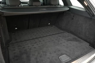 Mercedes-Benz C-Klasse Mercedes-Benz C-klasse 180 AMG | Panoramadak | Leder | Head-Up |  Full LED | Navigatie | Park Assist | Cruise control | Climate control | Bluetooth - afbeelding nr 25