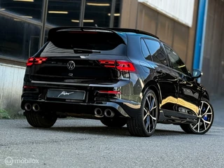 Volkswagen Golf Volkswagen Golf  2.0 R 4 Motion |Pano |AKRA|Drift|Leder|HUD|H&K - afbeelding nr 2