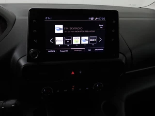Peugeot Partner Peugeot Partner 1.5 BlueHDI Pro | 3-Persoons | Aluca kast | Navigatie | Airco | Cruise | Betimmering - afbeelding nr 17