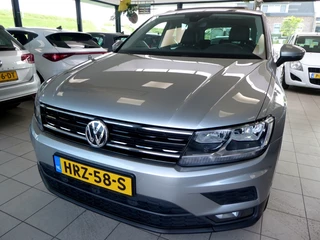 Volkswagen Tiguan Volkswagen Tiguan 1.5 ACT CL Bns.Digitaal teller/Leder/DSG7 Autom/Panorama schuif - afbeelding nr 2