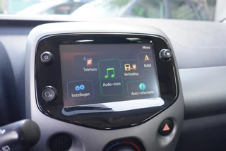 Toyota Aygo Toyota Aygo 1.0 VVT-i x-play ltd Navi | Camera | Airco | NAP - afbeelding nr 12