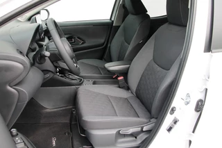 Toyota Yaris Toyota Yaris 1.5 Hybrid 115 Team Player - 93 pk **Camera / Carplay - afbeelding nr 8
