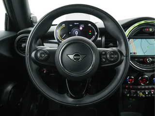 MINI Electric (INCL-BTW) *FULL-LEATHER | HARMAN/KARDON-AUDIO | FULL-LED | KEYLESS | CAMERA | NAVI-FULLMAP | ECC | PDC | CRUISE | SPORT-SEATS | DIGI-COCKPIT | DAB | HUD | AMBIENT-LIGHT | 17