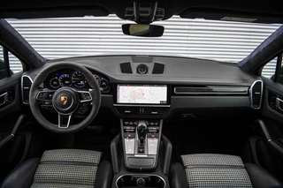 Porsche Cayenne Porsche Cayenne Coupé 3.0 E-Hybrid | Lightweight Package | SportDesign | Sport Chrono | PASM | Carbon | 22 inch | NL Auto | - afbeelding nr 15