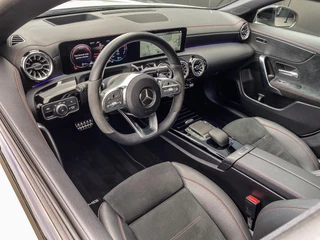 Mercedes-Benz CLA Mercedes-Benz CLA 250e 218PK Automaat AMG Line | PANORAMADAK | DISTRONIC PLUS | HEAD-UP | SOUND ADVANCED | 360 | MBUX | - afbeelding nr 7
