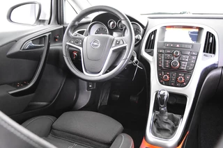 Opel Astra Opel Astra Sports Tourer 1.4 Turbo Sports Tourer *Navigatie*DAB*Park Assist* - afbeelding nr 18