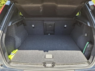 Volvo XC40 Volvo XC40 1.5 T5 Recharge Inscription | Panoramisch Schuif/Kanteldak | Trekhaak | Elektrisch verstelbare bestuurdersstoel | - afbeelding nr 10