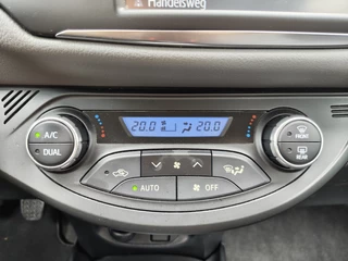 Toyota Yaris Toyota Yaris 1.5 VVT-i Active | Navi | Cruise Control | Achteruitrijcamera - afbeelding nr 18