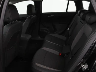 Opel Astra Opel Astra 1.4 Turbo Elegance | Automaat | Matrix LED |  Camera | Carplay | Navigatie | Climate control | Bluetooth | Cruise control - afbeelding nr 6