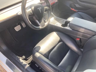 Tesla Model 3 - afbeelding nr 11