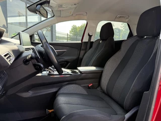 Peugeot 3008 Peugeot 3008 1.2 PureTech Blue Lease Executive Automaat,Navi,Clima,Cruise,Camera,Trekhaak,131pk,Apple Carplay,N.A.P,APK tot 01-2026 - afbeelding nr 6