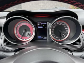 Suzuki Swift Suzuki Swift 1.4 Sport 1e Eigenaar Carplay Camera PDC LED - afbeelding nr 25