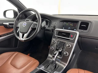 Volvo V60 Aut. *PANO | LUXURY-LEATHER | BI-XENON | PREMIUM AUDIO | NAVI-FULLMAP | MEMORY-PACK | HEATED-COMFORTSEATS | TOWBAR | ECC | PDC | CRUISE | 17''ALU* - afbeelding nr 8