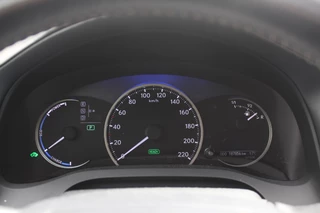 Lexus CT Lexus CT 200h 25th Edition / Camera / Schuifdak / Alcantara / Navigatie / 16'' / Getint glas / Stoelverwarming / Cruise Control - afbeelding nr 18