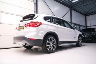 BMW X1 BMW X1 xDrive20i High Executive | 4x4 | HUD | Trekhaak | Leder | Orig NL auto | Dealer onderhouden | Camera | rijklaarprijs | - afbeelding nr 44