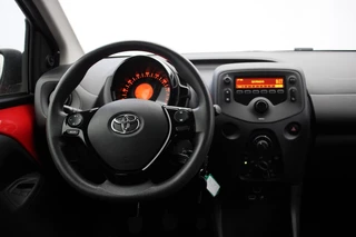 Toyota Aygo Toyota Aygo 1.0 VVT-i x-fun 5 Deurs - Airco - afbeelding nr 3