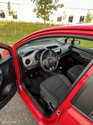 Toyota Yaris Toyota Yaris 1.0 VVT-i Aspiration - afbeelding nr 5