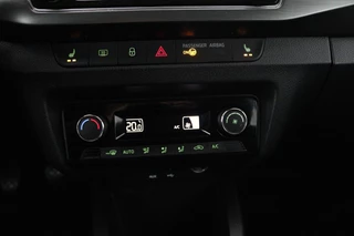 Škoda Fabia Skoda Fabia 1.0 TSI Clever (LED, NAVIGATIE, STOELVERWARMING, PARKEERSENSOREN, STUURBEDIENING, TREKHAAK) - afbeelding nr 19