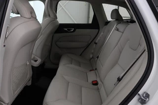 Volvo XC60 Volvo XC60 2.0 T6 Recharge AWD Inscription | Panoramadak | Trekhaak | Stoel & stuurverwarming | Leder | Carplay | Memory | Keyless | Full LED - afbeelding nr 7
