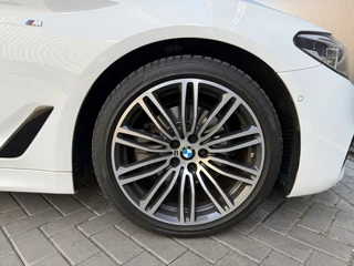 BMW 5 Serie BMW 5-serie 520i High Executive M-Sport Pano Memory - afbeelding nr 17