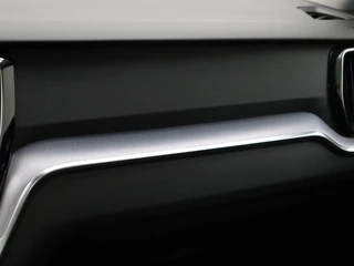 Volvo V60 Volvo V60 B3 AUT(8) MOMENTUM+ HARMAN KARDON LEDER ACC BLIS KEYLESS - afbeelding nr 32