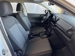 Volkswagen T-Cross Volkswagen T-Cross DE VERNIEUWDE T-CROSS 116PK VIR.COCKPIT LMV CARPLAY 2024 
