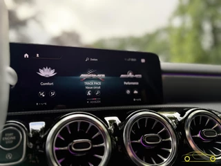 Mercedes-Benz A-Klasse Mercedes A-klasse AMG 45 S 4MATIC+ / Pano / Burmester - afbeelding nr 62