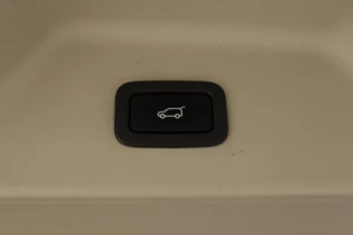 Land Rover Range Rover Land Rover Range Rover 4.4 SDV8 Vogue | Panoramadak | Adaptive Cruise | Trekhaak | DAB+ | Stoelkoeling | Leder | Stuurverwarming | Meridian - afbeelding nr 35