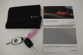 Renault Clio Renault Clio 1.6 E-Tech Hybrid 140 ZEN | Automaat | Carplay |  Full LED | Navigatie | Airco | Cruise control | DAB | Bluetooth - afbeelding nr 19