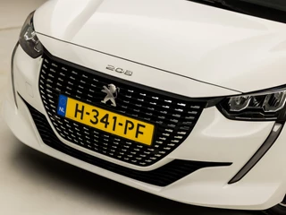 Peugeot 208 (APPLE CARPLAY, GROOT NAVI, PARKEERSENSOREN, SPORTSTOELEN, LANE ASSIST, NIEUWE APK, NIEUWSTAAT) - afbeelding nr 31