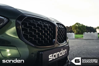 BMW 1 Serie BMW 1-serie M135i xDrive|individual color|H&R|gele DRL|concaver - afbeelding nr 94