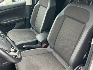 Volkswagen T-Cross Volkswagen T-Cross 1.0 TSI STYLE NAVI/PDC/CARPLAY/STOELVERW - afbeelding nr 11