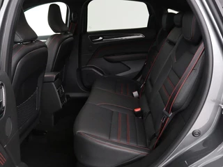 Renault Arkana Renault Arkana 1.6 E-Tech Hybrid 145 R. S. Line |  Stoel & stuurverwarming | Adaptive cruise | Leder/Alcantara | Camera | Carplay | Sfeerverlichting | Full LED - afbeelding nr 7