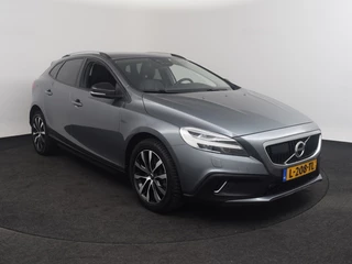Volvo V40 Volvo V40 Cross Country 1.5 T3 Summum | Leder • Standkachel • Keyless • Goed onderhouden - afbeelding nr 3