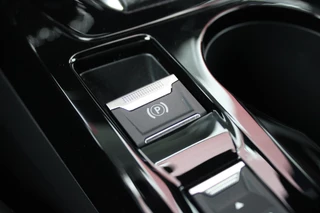 Peugeot 2008 Peugeot 2008 1.2 130PK AUTOMAAT GT PACK | NAVIGATIE | FULL LED KOPLAMPEN | DRAADLOZE APPLE CARPLAY/ANDROID AUTO | ADAPTIVE CRUISE CONTROL | CAMERA VOOR + ACHTER | CLIMATE CONTROL | LICHTMETALEN VELGEN 17