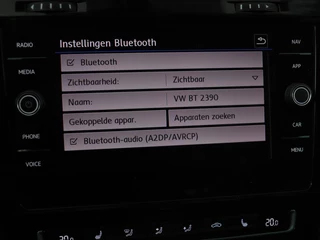 Volkswagen Golf Volkswagen Golf 1.0 TSI Highline | Stoelverwarming | Trekhaak |  Massage | Carplay | Adaptive cruise | Active Info Display | Navigatie | Parkeerhulp | Climate control - afbeelding nr 25