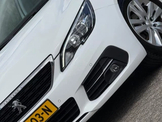 Peugeot 308 Peugeot 308 SW 1.2 PureTech 110PK Executive - Blanc - Panorama - Compleet onderhouden - afbeelding nr 20