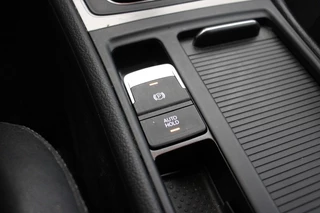 Volkswagen Golf Volkswagen Golf 1.2 TSI 5 deurs Comfortline - Cruise, Half Leer, Stoelverwarming - afbeelding nr 15