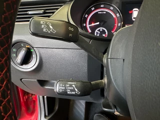 Škoda Octavia Škoda Octavia 2.0 TSI RS 245 Panodak Kuipstoel Clima Navi Cruise Incl 12Mnd Ga - afbeelding nr 28