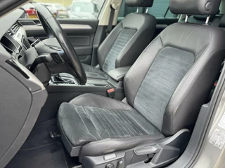 Volkswagen Passat Volkswagen Passat 1.4 TSI GTE Highline NL AUTO*PANO*EL. HAAK - afbeelding nr 17