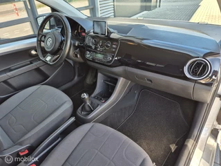 Volkswagen up! Volkswagen Up! 1.0 high up! BlueMotion AIRCO NAVI LMV NAP - afbeelding nr 14