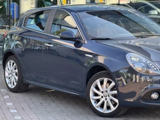 Alfa Romeo Giulietta Alfa Romeo Giulietta 1.4 Turbo MultiAir Super Automaat 2016 - afbeelding nr 13