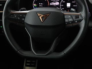 CUPRA Leon Cupra Leon 1.4 e-Hybrid VZ | 245pk | Stuurverwarming |  Navigatie | Sfeerverlichting | Full LED | Keyless | Sportstoelen | Magnetic Tech Matt | PHEV - afbeelding nr 8