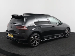 Volkswagen Golf Volkswagen Golf GTI*CLUBSPORT*PANO*ACC*LEER*DCC*KEYLESS*CARPLAY* Volkswagen Golf 2.0 TSI GTI CLUBSPORT*PANO*ACC*LEER*DCC*KEYLESS* - afbeelding nr 2