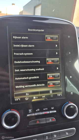 Renault Grand Scénic Renault Grand Scenic 1.2 TCe Bose 7p., massage, trekhaak - afbeelding nr 18
