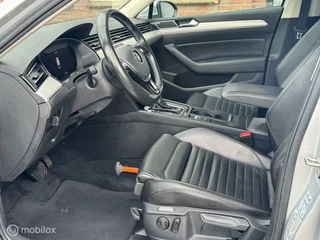 Volkswagen Passat Volkswagen Passat Variant 1.4 TSI GTE DSG LEDER/PANO/AIRCO - afbeelding nr 18