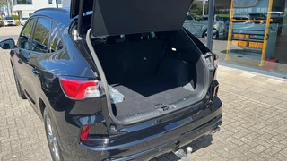 Ford Kuga Ford Kuga 2.5 PHEV ST-Line X 225pk | Driver Assistance Pack | Winterpack | Wegklapbare Trekhaak | 1.500kg Trekgewicht  | All Weatherbanden - afbeelding nr 10